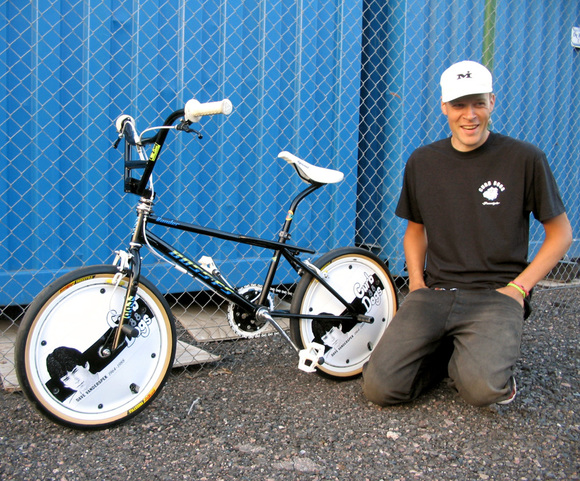 Timo Lanki with Vander Memorial Bike July 2006